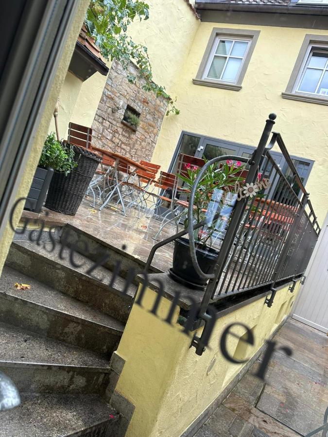 Vinopresso Gmbh - Cafe Roemer พริคเซนชตัดท์ ภายนอก รูปภาพ